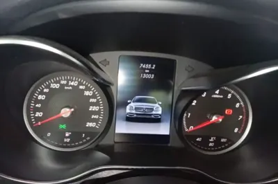Mercedes-Benz C-Class 2016, 13000 км, за 96174.87 CNY - фото 15