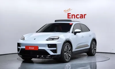 Porsche Macan · 2025 год
