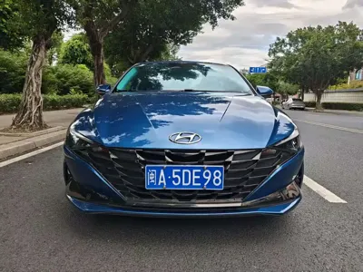 Hyundai Elantra 2021, 60000 км, за 46000 CNY
