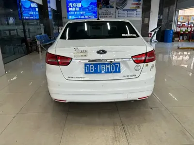 Ford Escort 2016, 110000 км, за 23800 CNY - фото 7