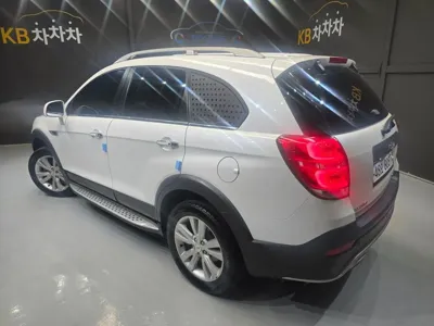 ChevroletGMDaewoo Captiva 2013, 119591 км, за 4200000 KRW