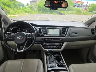 Kia Canival 2017, 139610 км, за 12500000 KRW - фото 17