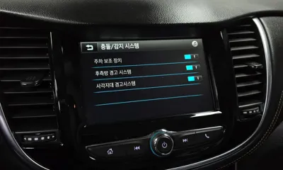 ChevroletGMDaewoo Trax 2019, 96950 км, за 8900000 KRW - фото 16