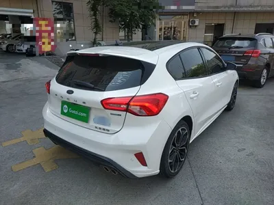 Ford Focus 2020, 54900 км, за 66212.64 CNY - фото 6