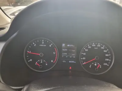 Kia Stonic 2018, 82039 км, за 9500000 KRW - фото 19