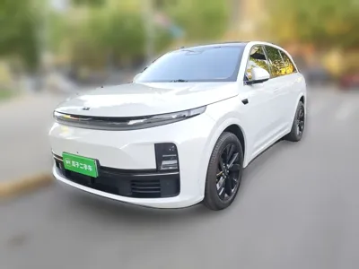 Li Auto L7 2023, 91800 км, за 179651.23 CNY - фото 1