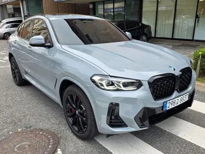 BMW X4 · 2025 год