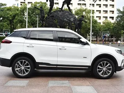 Geely Boyue 2019, 60000 км, за 36800 CNY