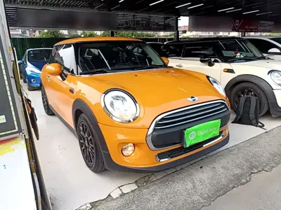 MINI MINI 2017, 59700 км, за 60700 CNY