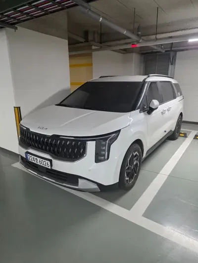 Kia Canival 2025, 5448 км, за 21790000 KRW
