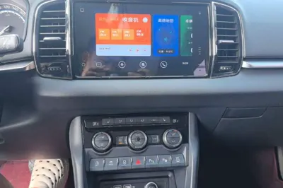Skoda Karoq 2019, 59800 км, за 65083.76 CNY - фото 15