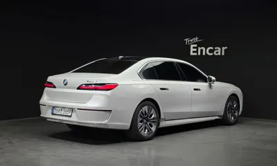 BMW 7-Series 2023, 64498 км, за 101900000 KRW