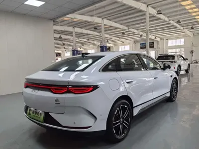 BYD Qin L 2025, 10000 км, за 100800 CNY