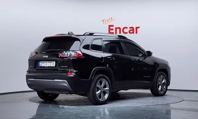 Jeep Cherokee 2022, 46483 км, за 25300000 KRW