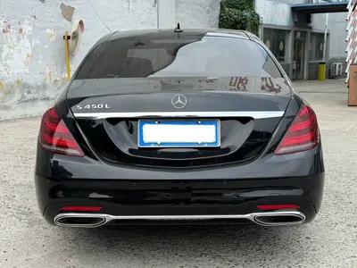 Mercedes-Benz S-Class 2018, 97000 км, за 279000 CNY