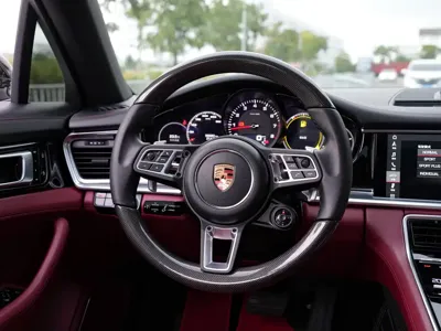Porsche Panamera 2019, 55000 км, за 419799 CNY - фото 9