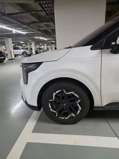 Kia Canival 2025, 5448 км, за 21790000 KRW