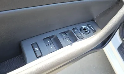 Hyundai Sonata 2016, 63555 км, за 11600000 KRW - фото 20