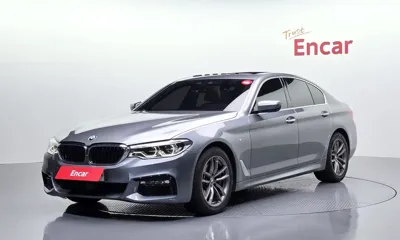 BMW 5-Series · 2018 год