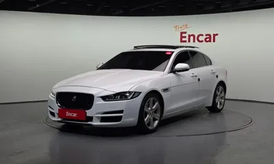 Jaguar XE · 2016 год