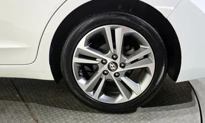 Hyundai Avante 2018, 69971 км, за 11000000 KRW - фото 21