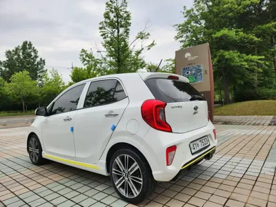 Kia Morning 2018, 67804 км, за 7800000 KRW