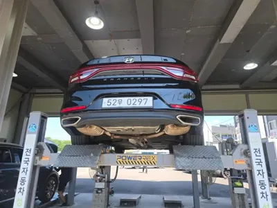 Hyundai Grandeur 2017, 148489 км, за 13000000 KRW - фото 2