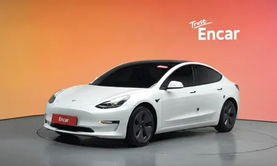 Tesla Model 3 · 2021 год