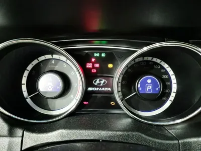 Hyundai Sonata 2010, 194081 км, за 2790000 KRW - фото 9