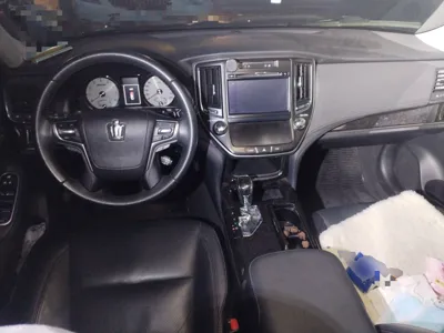 Toyota Crown 2018, 92400 км, за 118865.3 CNY - фото 10