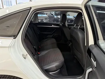 Volkswagen Lavida 2022, 33000 км, за 88800 CNY - фото 21