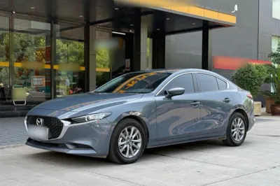 Mazda Mazda 3 Axela · 2023 год
