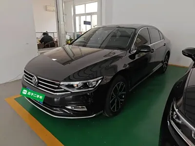 Volkswagen Magotan 2021, 86500 км, за 94200 CNY