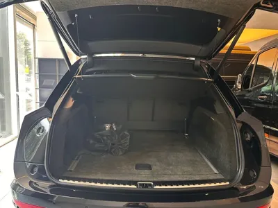 Bentley Bentayga 2023, 20026 км, за 243000000 KRW