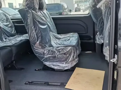 Mercedes-Benz Vito 2026, 100 км, за 262500 CNY - фото 6