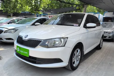 Skoda Fabia 2017, 58600 км, за 43284.8 CNY - фото 1