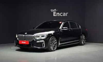 BMW 7-Series · 2022 год