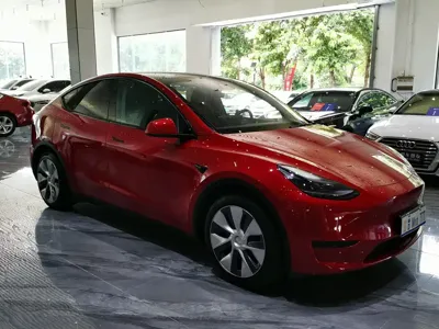 Tesla Model Y 2022, 61800 км, за 155800 CNY - фото 3