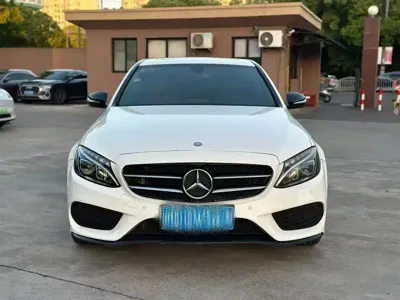 Mercedes-Benz C-Class · 2017 год