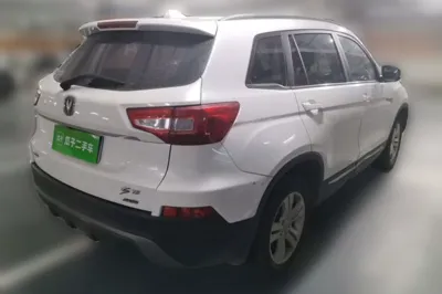 Changan CS75 2016, 54600 км, за 30481.91 CNY