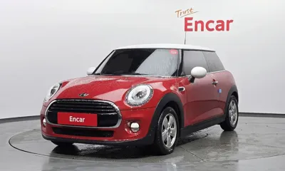 MINI Cooper · 2018 год