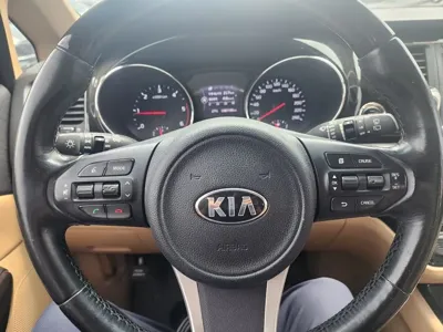 Kia Canival 2016, 186740 км, за 8500000 KRW - фото 6