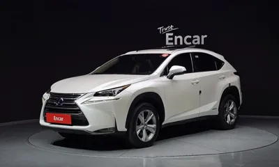 Lexus NX · 2017 год