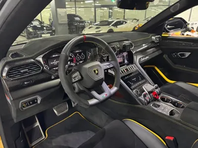 Lamborghini Urus 2024, 8000 км, за 375000000 KRW