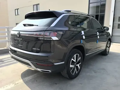 Volkswagen Tayron 2023, 38700 км, за 179800 CNY - фото 9