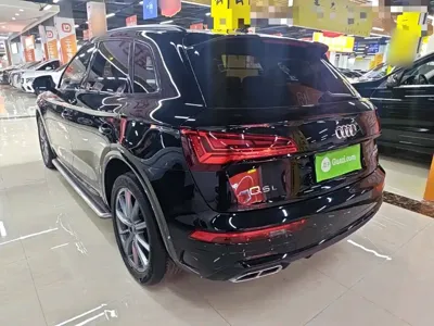 Audi Q5L 2023, 90600 км, за 171900 CNY - фото 5