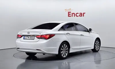 Hyundai Sonata 2013, 127951 км, за 4900000 KRW