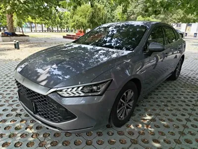 BYD Qin Plus 2025, 15100 км, за 59100 CNY