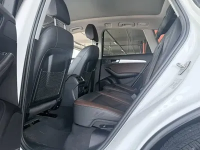 Audi Q5 2018, 76400 км, за 111300 CNY - фото 10