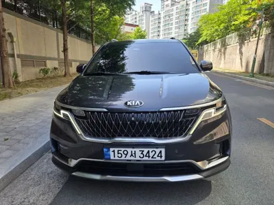 Kia Canival · 2021 год